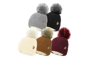 Ladies Diamond Knit Bobble Hat Fleeced Lined  (White) Ladies Diamond Knit Bobble Hat Fleeced Lined  (White)