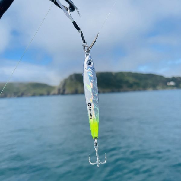 Seadra Aqua-Bullet Bait Fish - Holographic Yellow Tail 20g